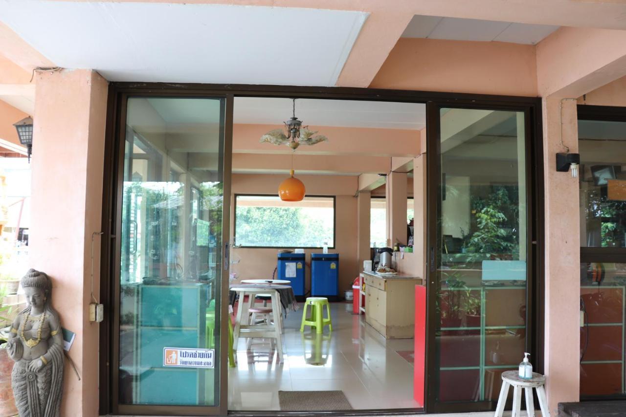Tipsiri Place Chiang Mai Exterior photo