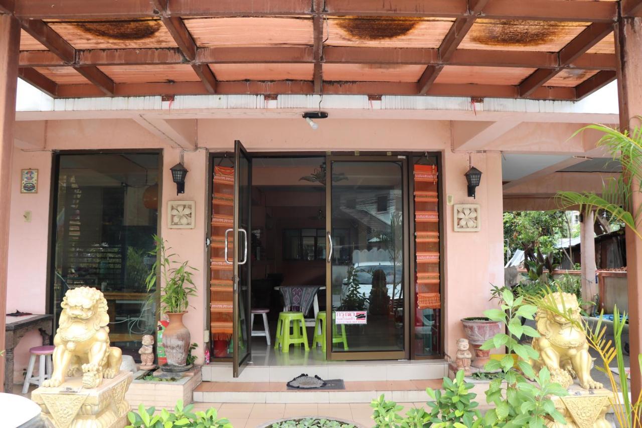 Tipsiri Place Chiang Mai Exterior photo