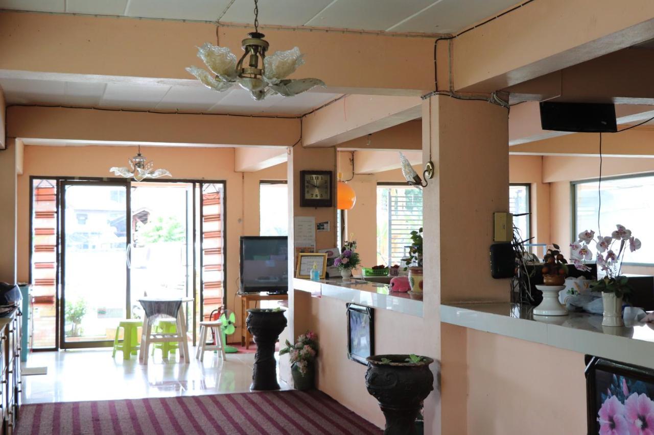 Tipsiri Place Chiang Mai Exterior photo