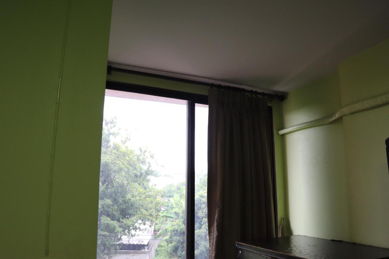 Tipsiri Place Chiang Mai Exterior photo